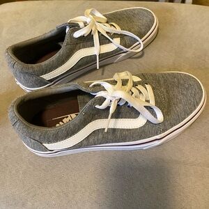 Like new gray Vans sneakers
